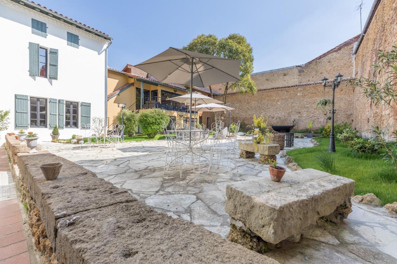 Le Logis D'Augustin Bed & Breakfast มง-เดอ-มาร์ซ็อง ภายนอก รูปภาพ
