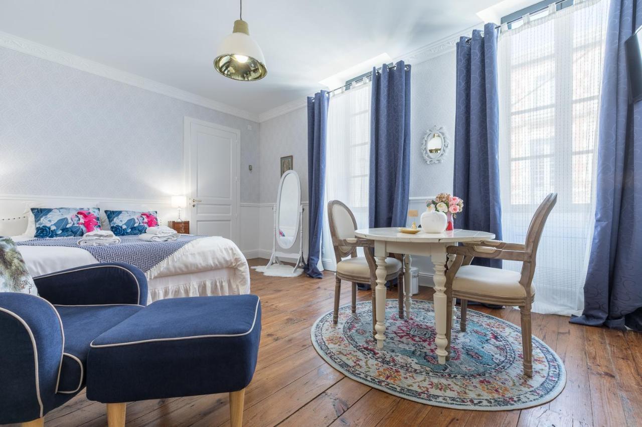 Le Logis D'Augustin Bed & Breakfast มง-เดอ-มาร์ซ็อง ภายนอก รูปภาพ